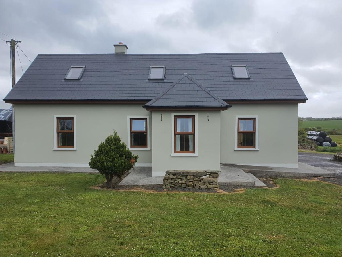 Murphys Irish Farmhouse Тралий Екстериор снимка